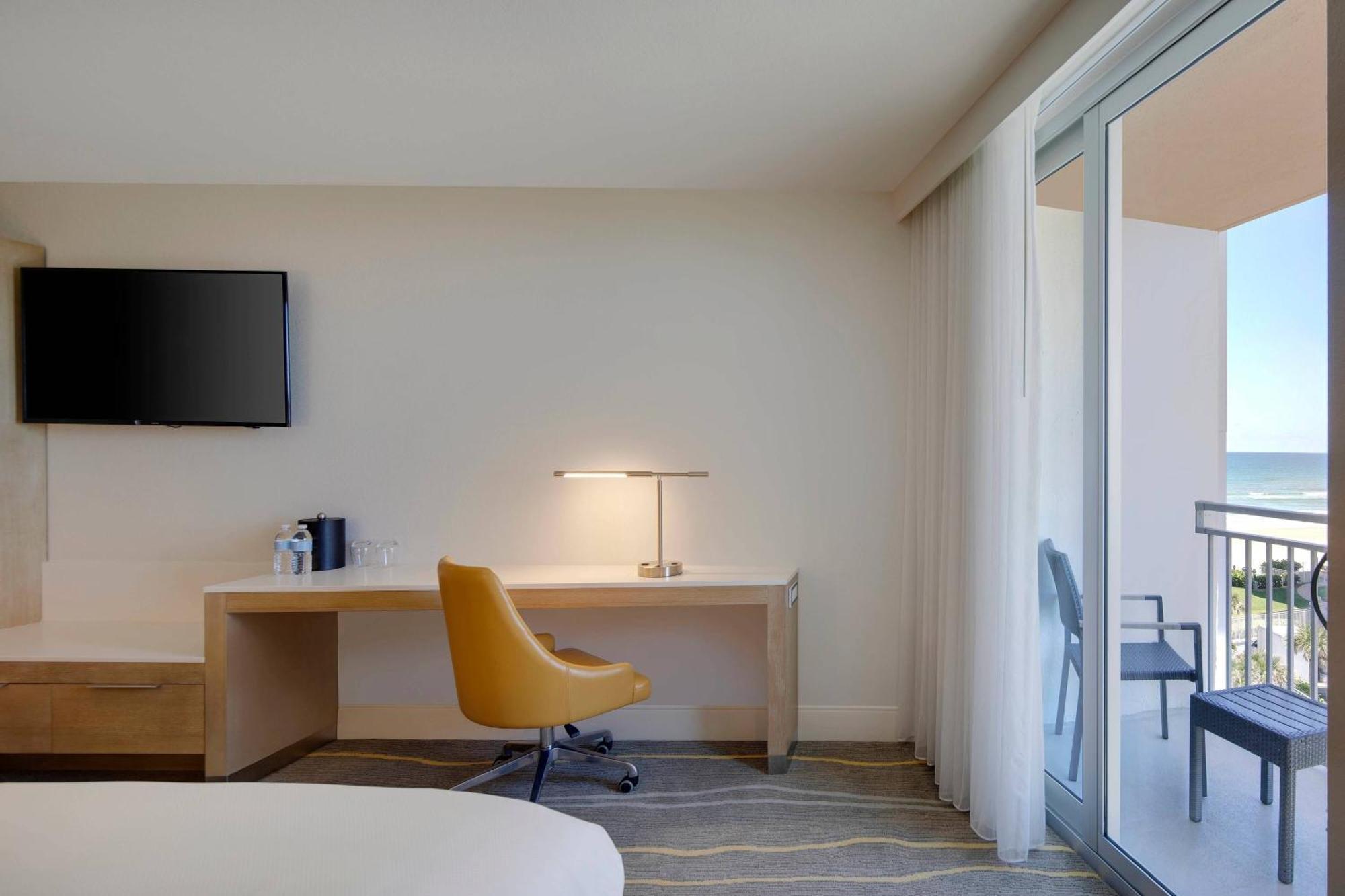 Delta Hotels By Marriott Daytona Beach Oceanfront Extérieur photo